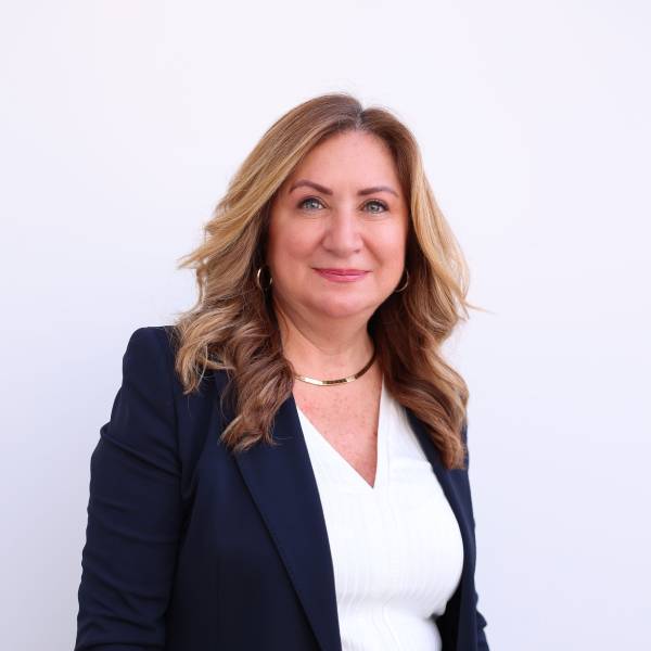Ms. Manal Obeid