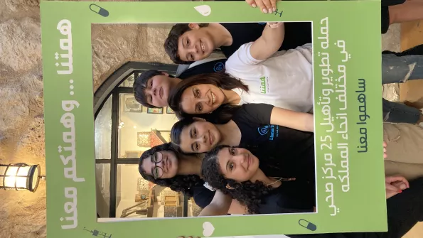 Al-Mashrek International Schools and Himmetna Charitable Organization: An Outstanding Partnership in Community Service Project